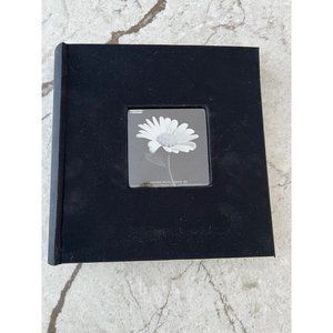 Pioneer  Fabric Frame Cover Photo Album 200 Pockets Hold 4x6 Photos Black